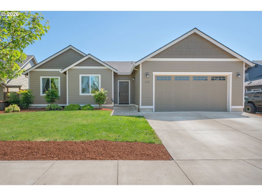 575 Egret Ave, Halsey