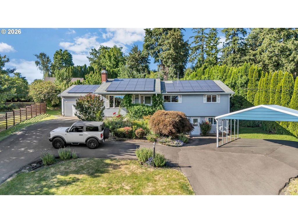 8025 Sw Schiller Rd, Portland