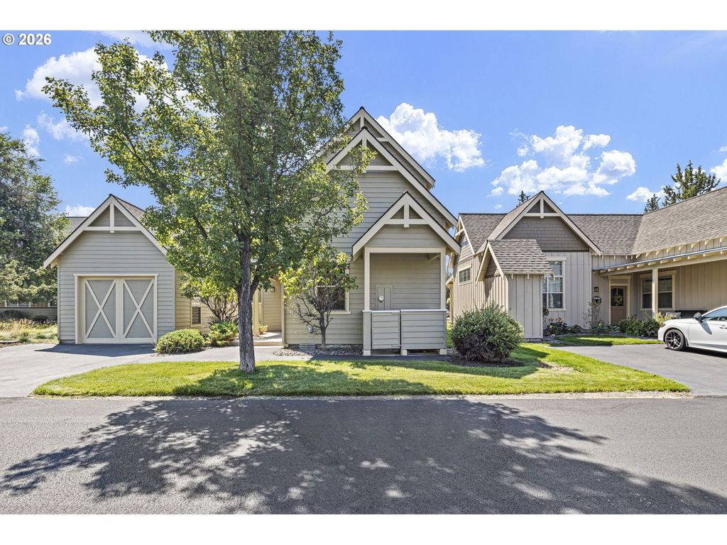 11122 Bunk House Ln, Redmond