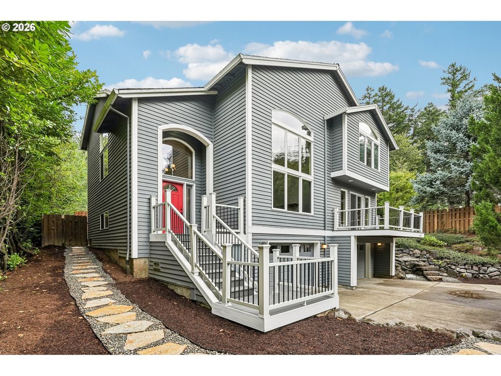 9567 Sw Spring Crest Dr, Portland