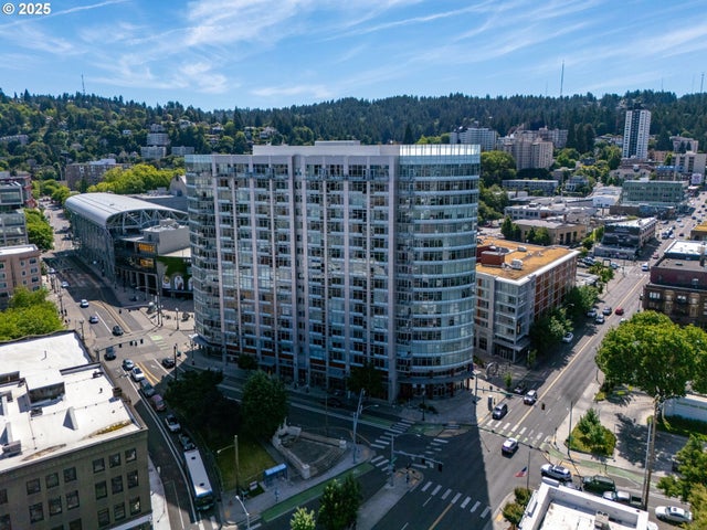 1926 W Burnside St 1401, Portland