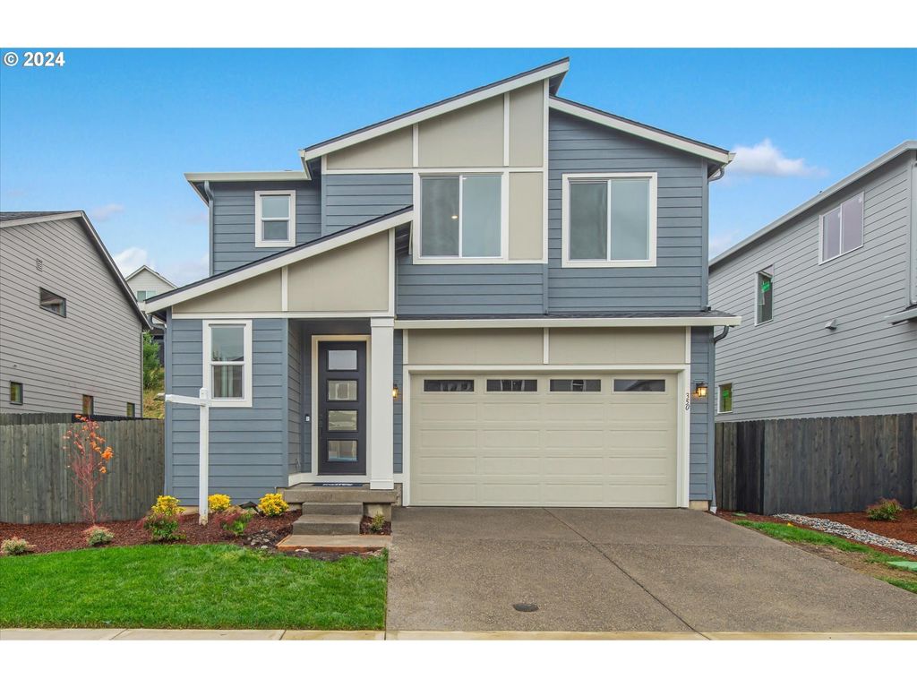 381 W Maple St, Washougal