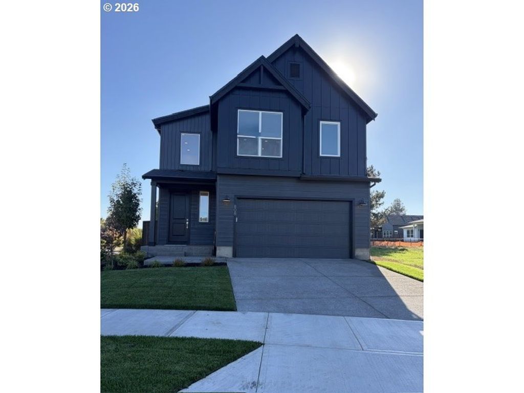808 Magnolia Ave, Woodburn