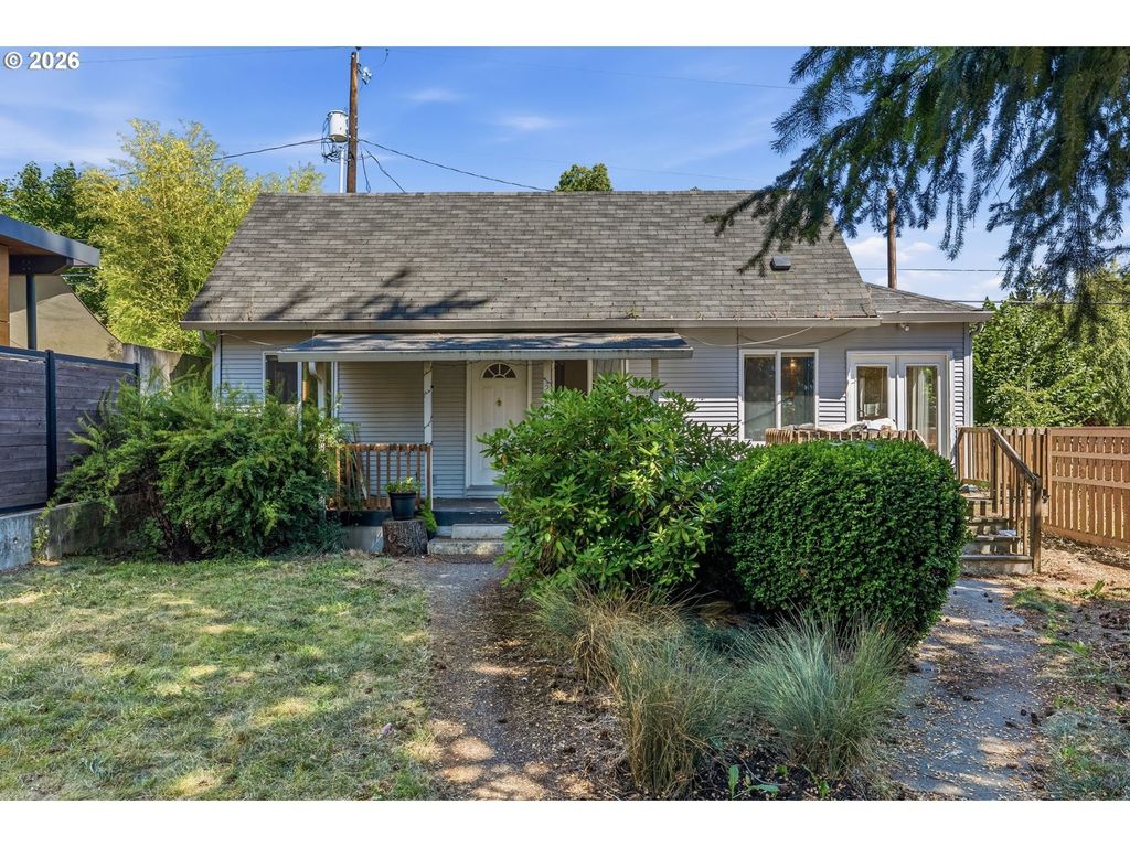 2209 E St, Vancouver