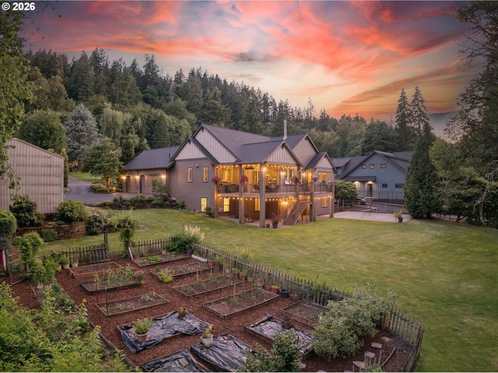 23590 Sw Elderberry Ln, West Linn
