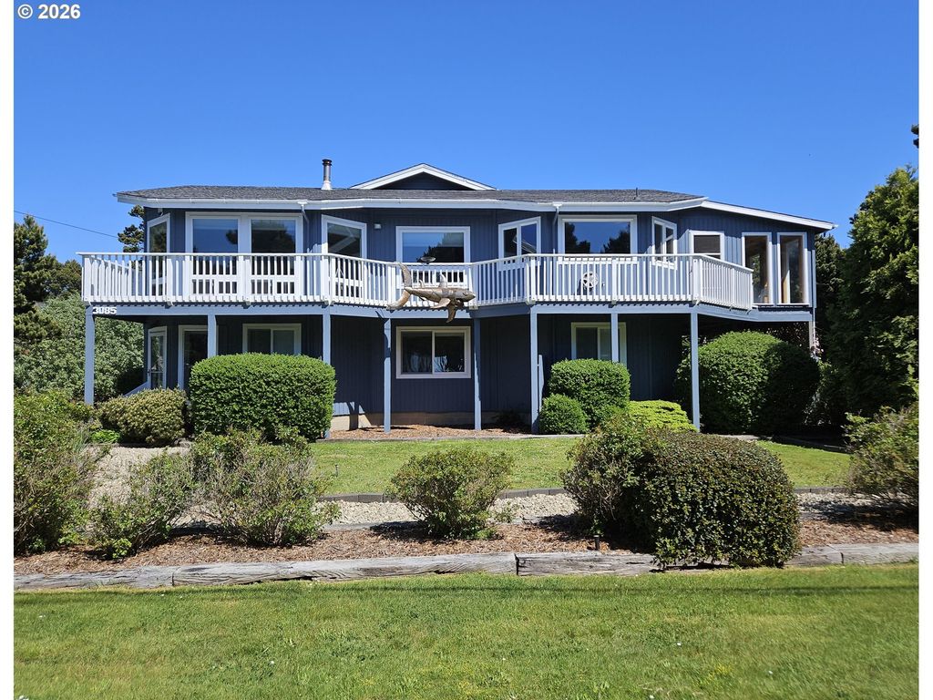 3085 Beach Loop Dr Sw, Bandon