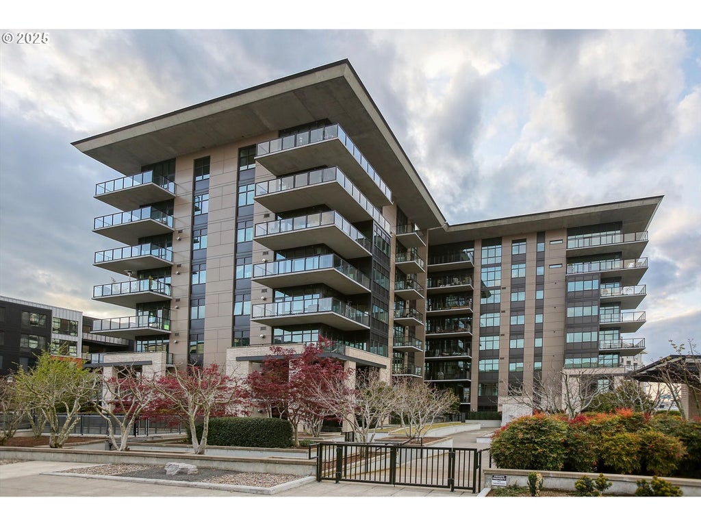 1830 Nw Riverscape St 405, Portland