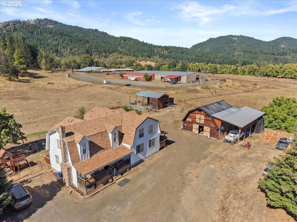 307 Towhee Ln, Tenmile