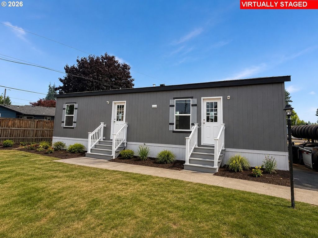 1523 Se 162nd Ave 32, Portland