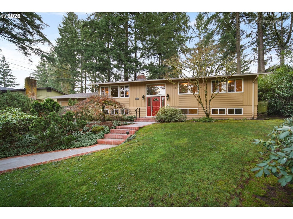 17738 Kelok Rd, Lake Oswego