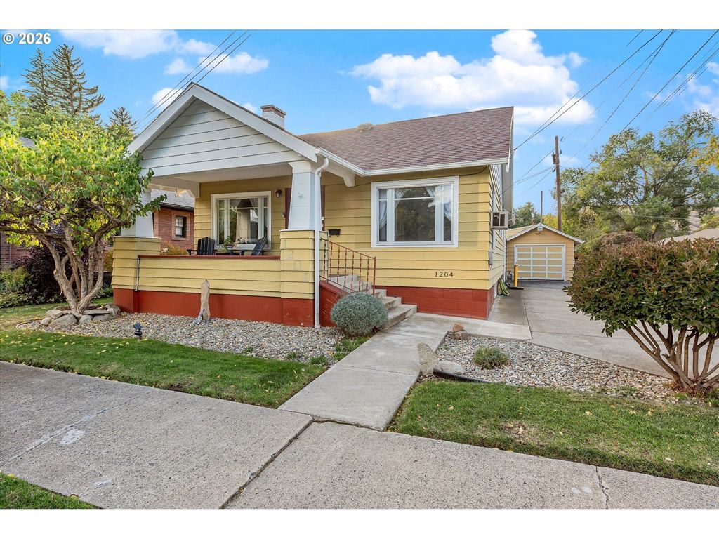 1204 9th St, La Grande