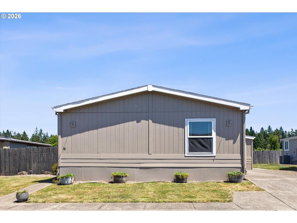 1000 S Mckern Ct 13, Newberg