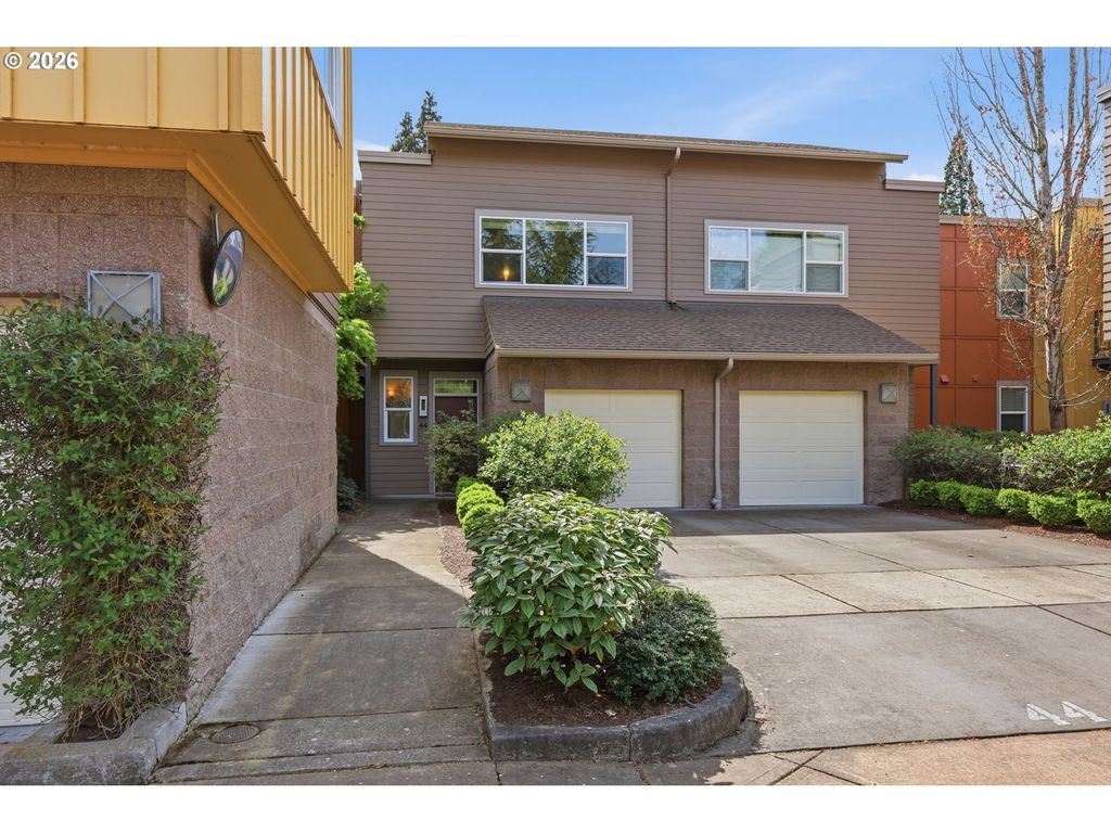 367 Rustic Pl 44, Eugene