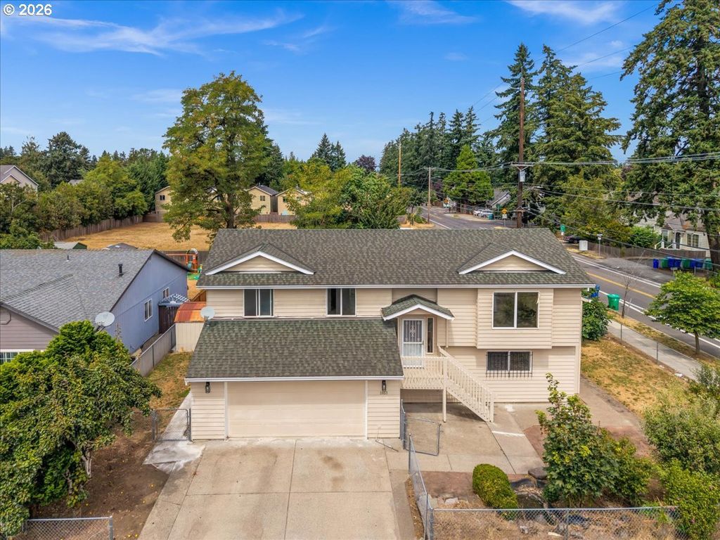 3857 Se 136th Ave, Portland