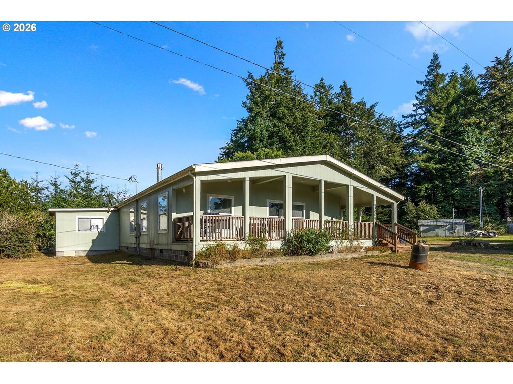 89008 Highway 42, Bandon