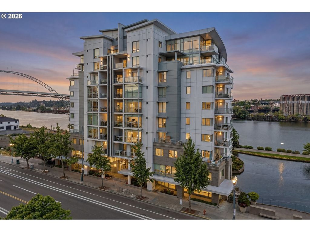 1310 Nw Naito Pkwy 206, Portland