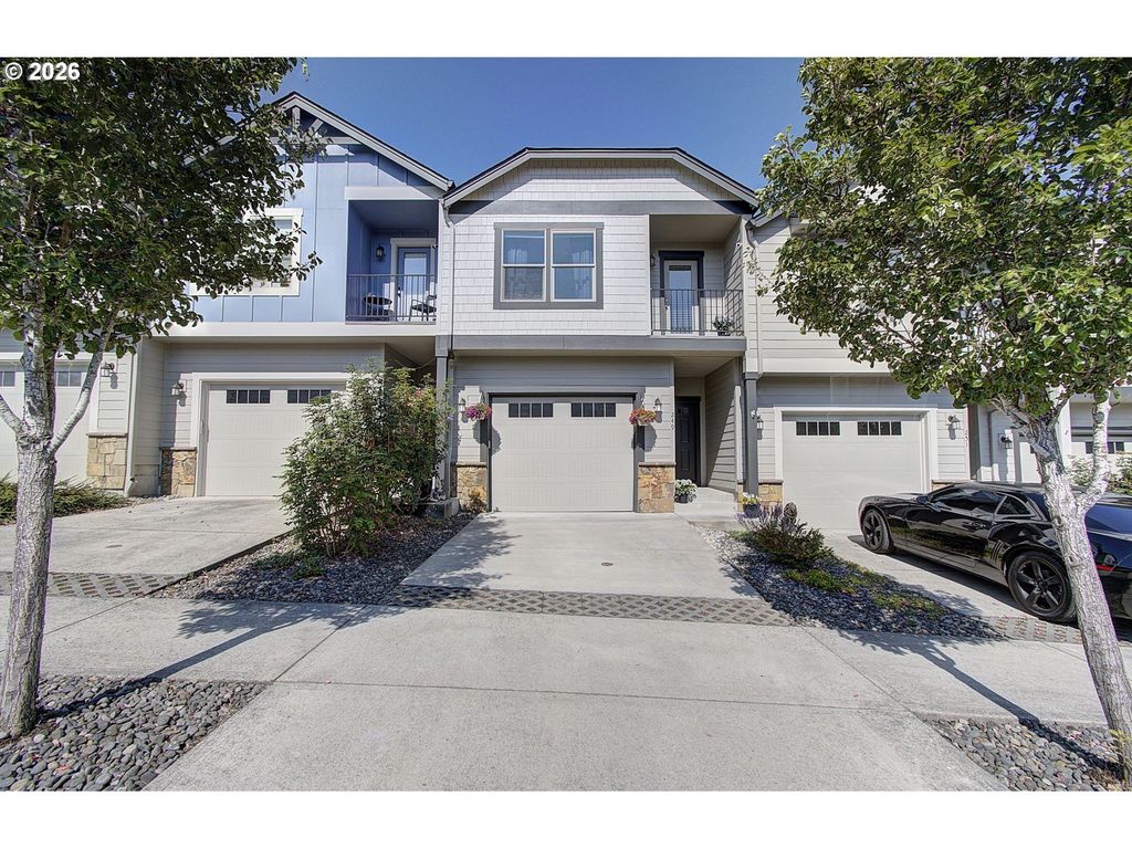 249 N 43rd Pl, Ridgefield