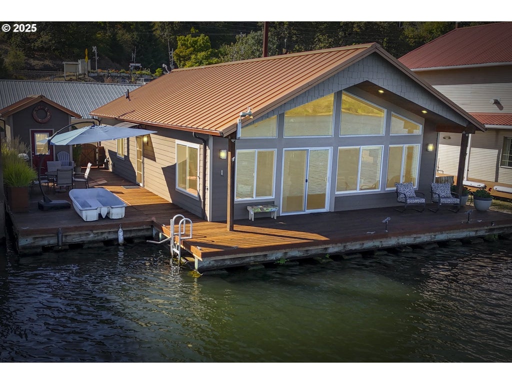 23586 Nw St Helens Rd U-28, Portland