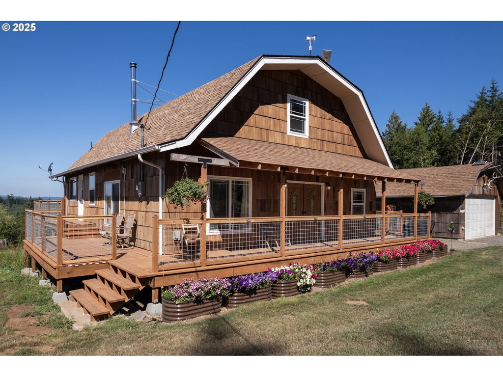 70392 Schumacher Rd, Rainier