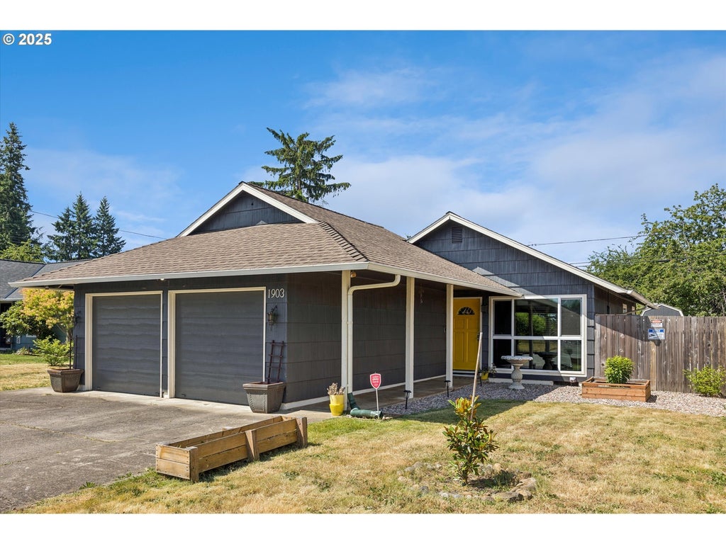 1903 Se 158th Ave, Portland