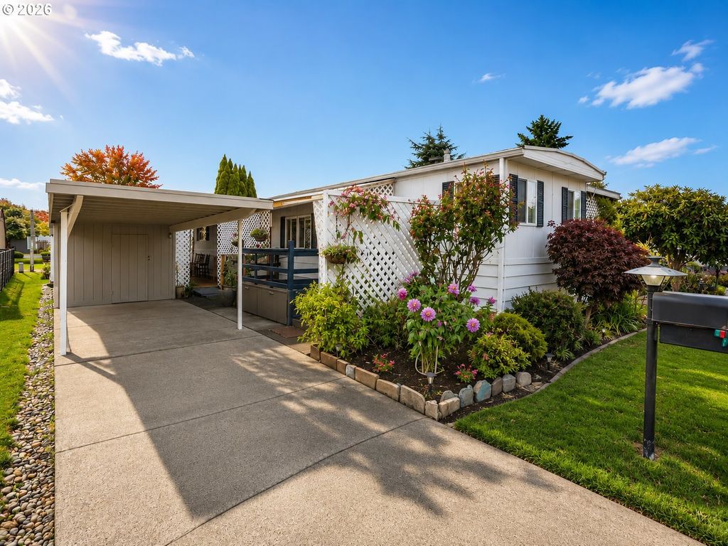 2681 Se River Rd 38, Hillsboro