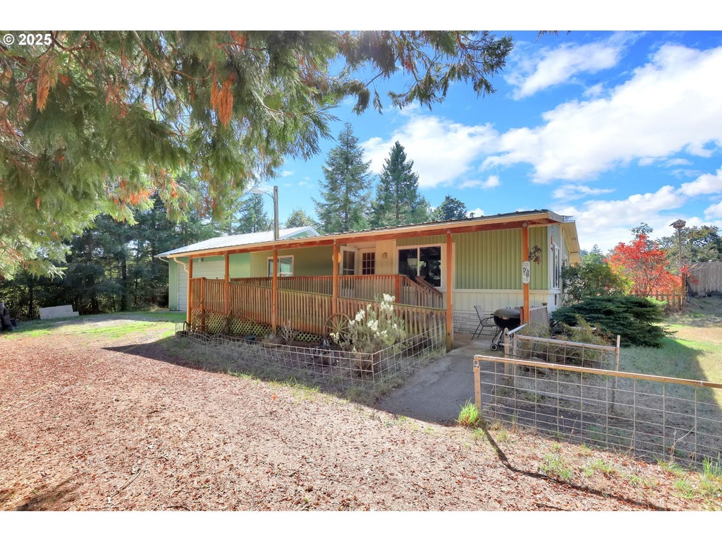 31145 Kenady Ln, Cottage Grove