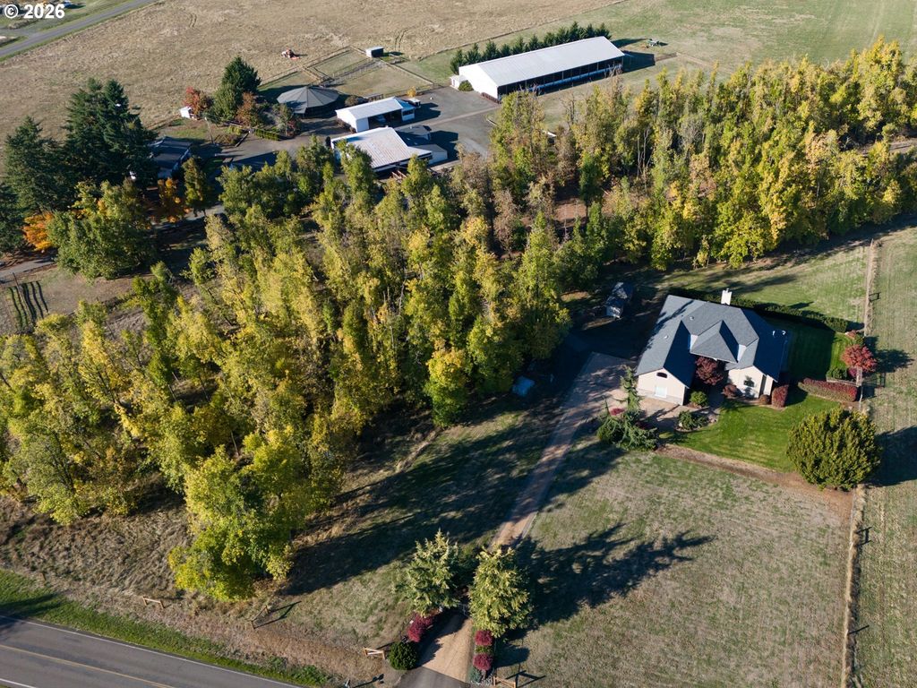 33455 Howe Ln, Creswell