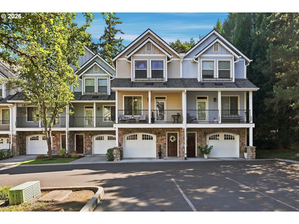 1910 Ne 49th Way, Hillsboro