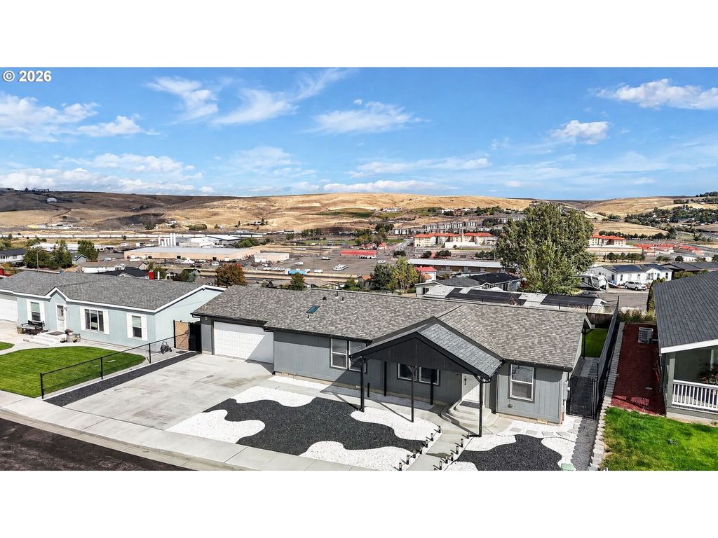 3033 Sw Terrace Dr, Pendleton
