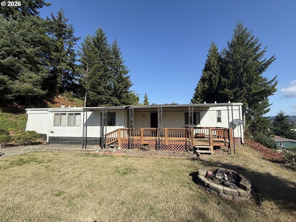 63659 Clear View Dr, Coos Bay