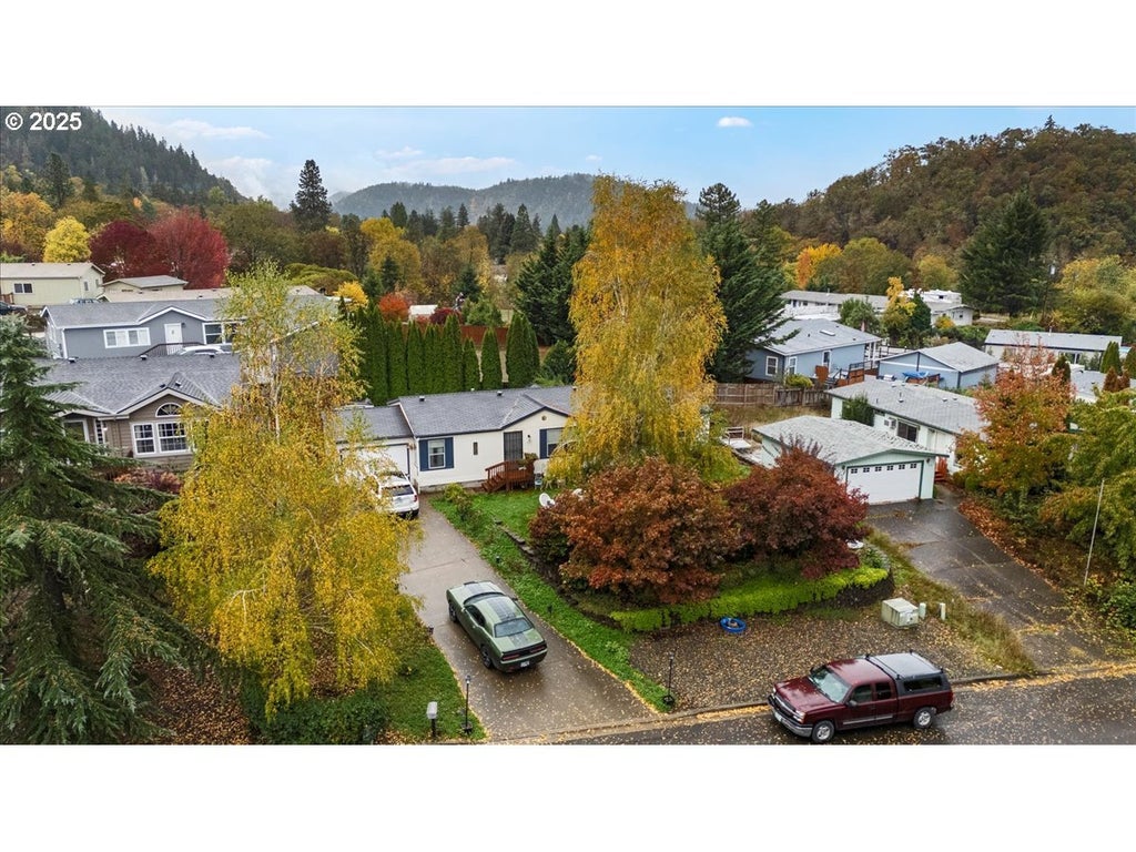 187 October Dr, Myrtle Creek