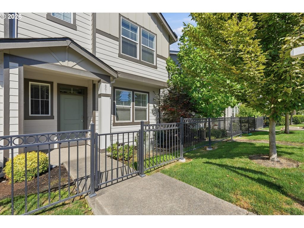 861 N 19th Ave, Cornelius
