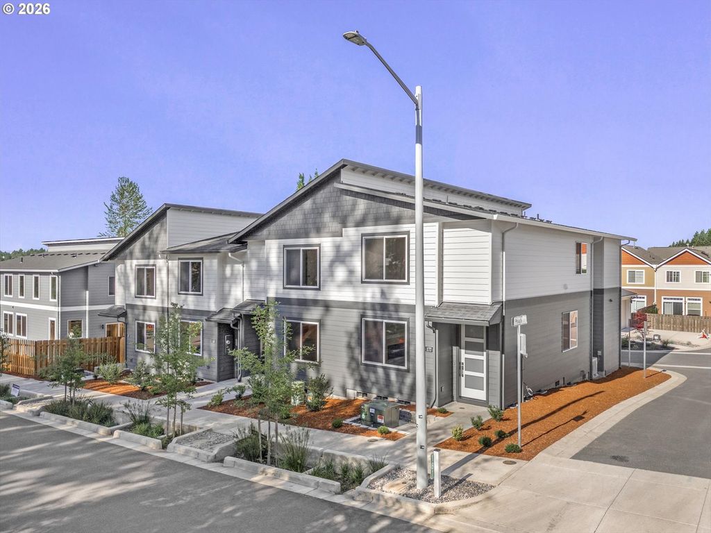 177 Nw Mawrcrest Ave, Gresham