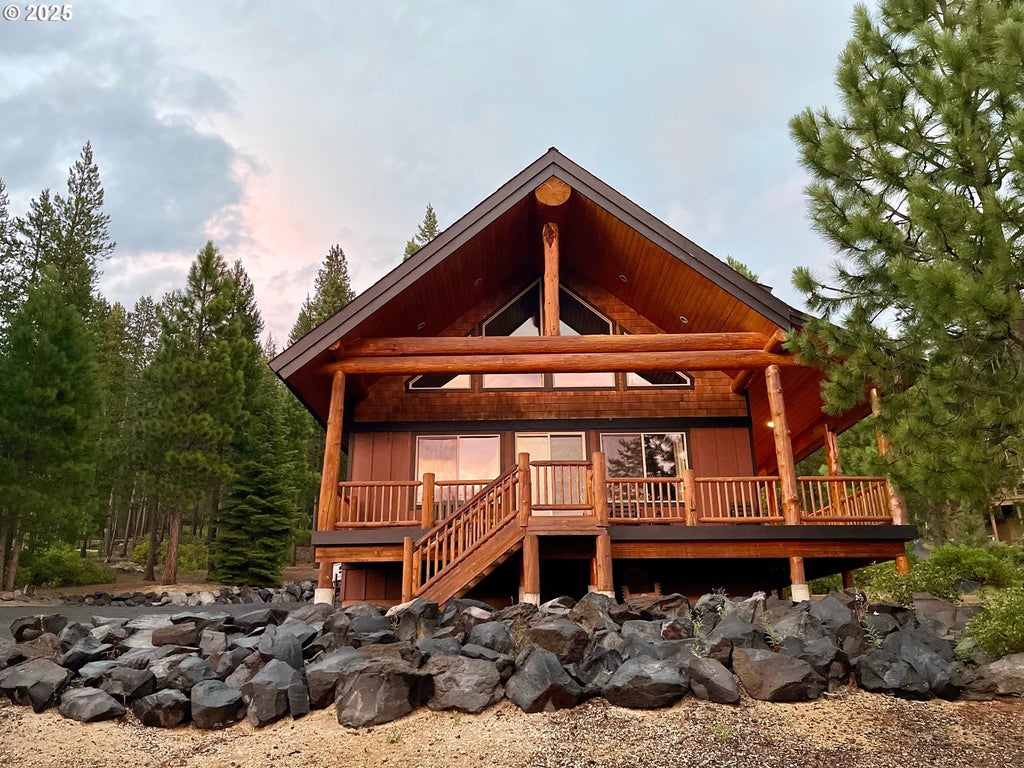 141639 Emerald Meadows Way, Crescent Lake