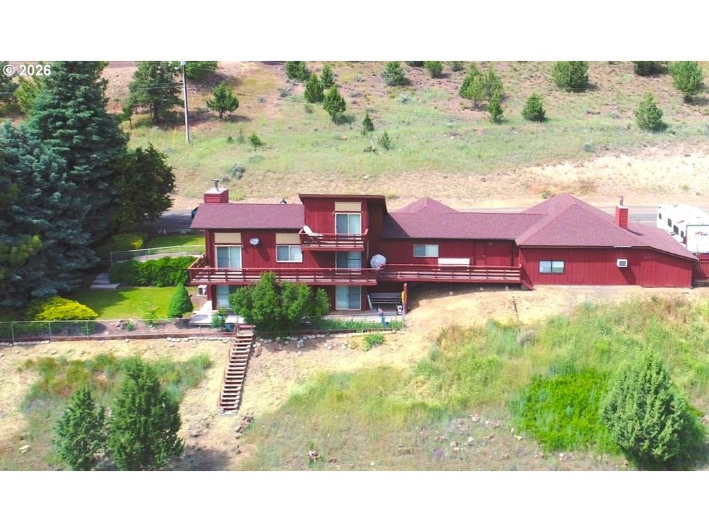 102 Ne Charolais Hts, John Day