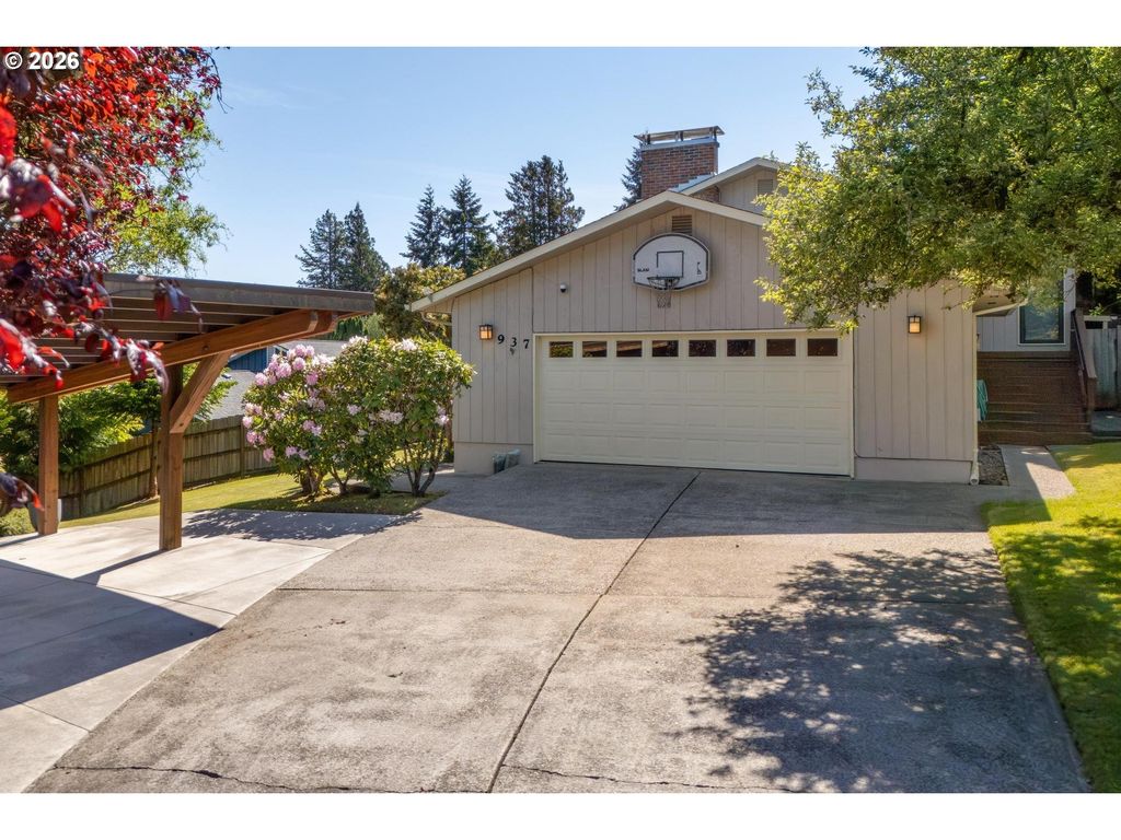 937 Janice Ct, Clatskanie