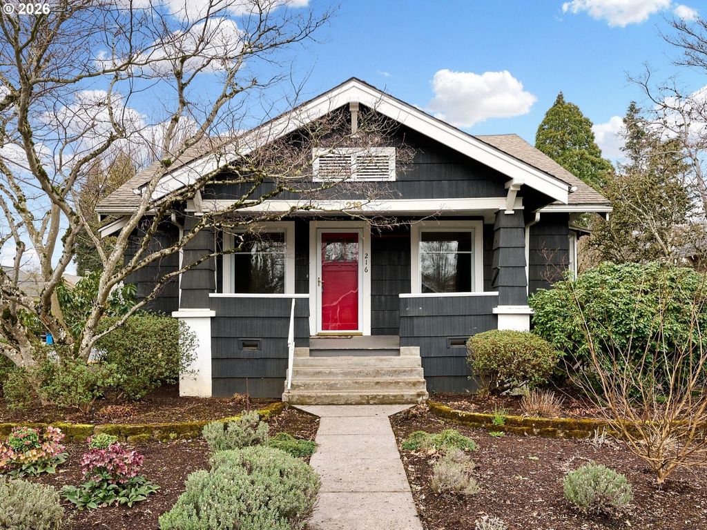 216 S James St, Silverton