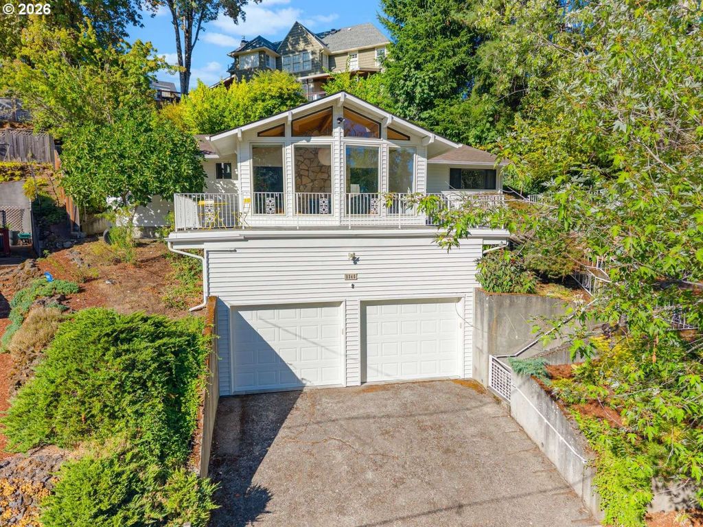 2345 Ne Ridgewood Dr, Portland