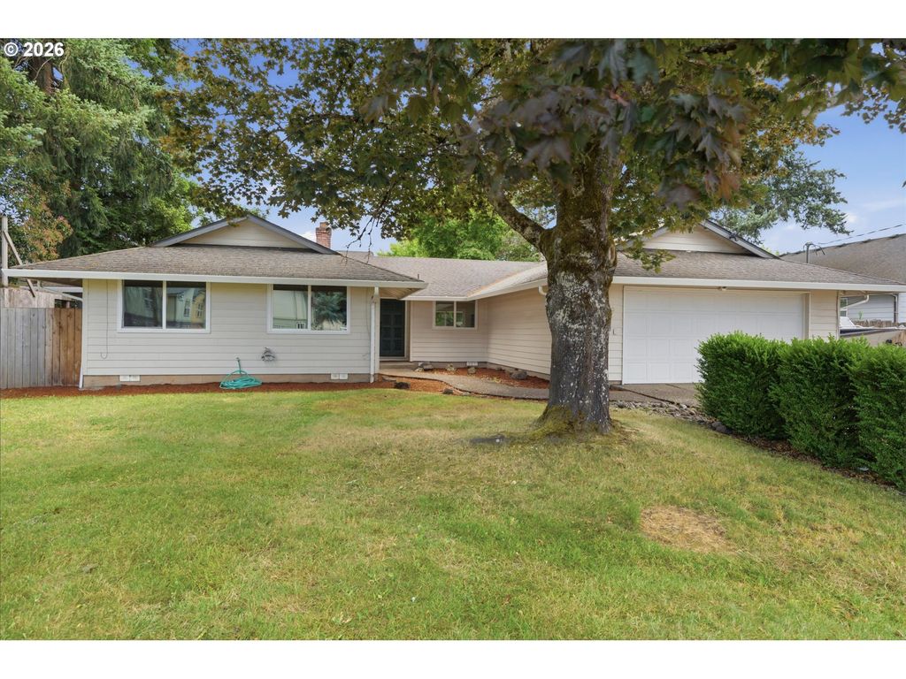 1360 Sw 2nd St, McMinnville