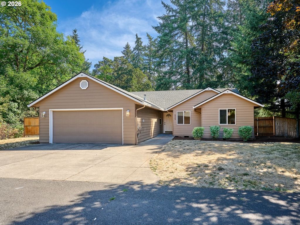 605 Idylwood Dr, Salem