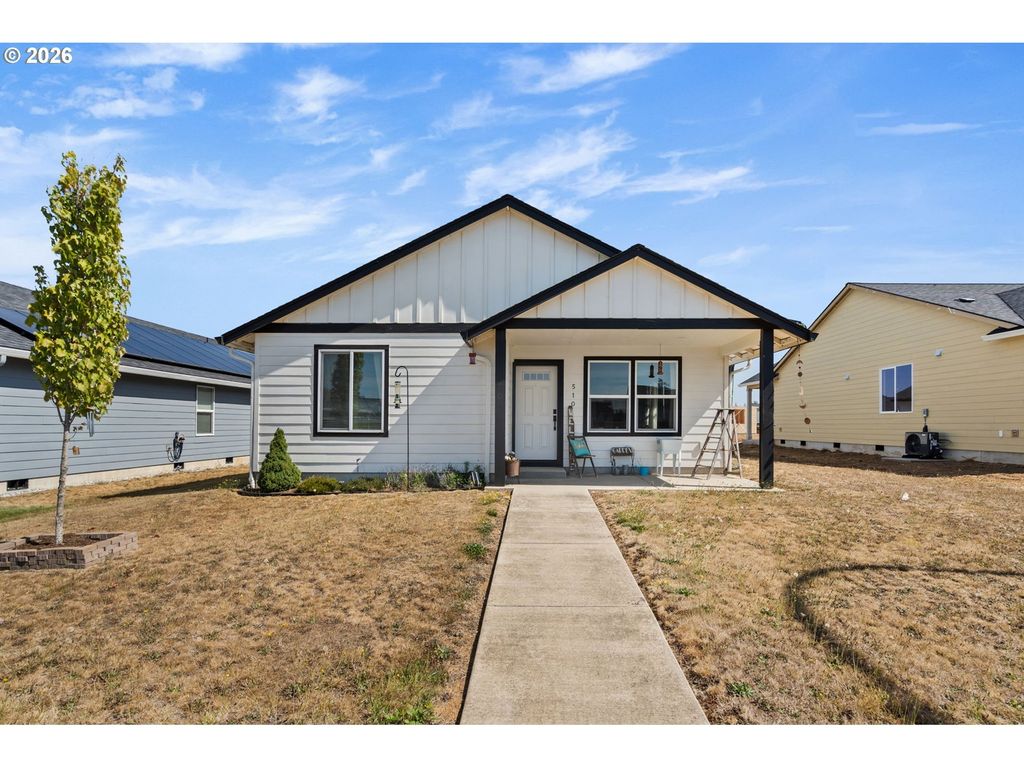 510 Powell Ave, Winlock