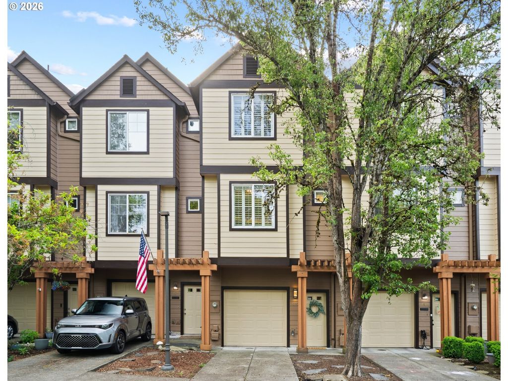 676 Sw Dillan Dr, Beaverton
