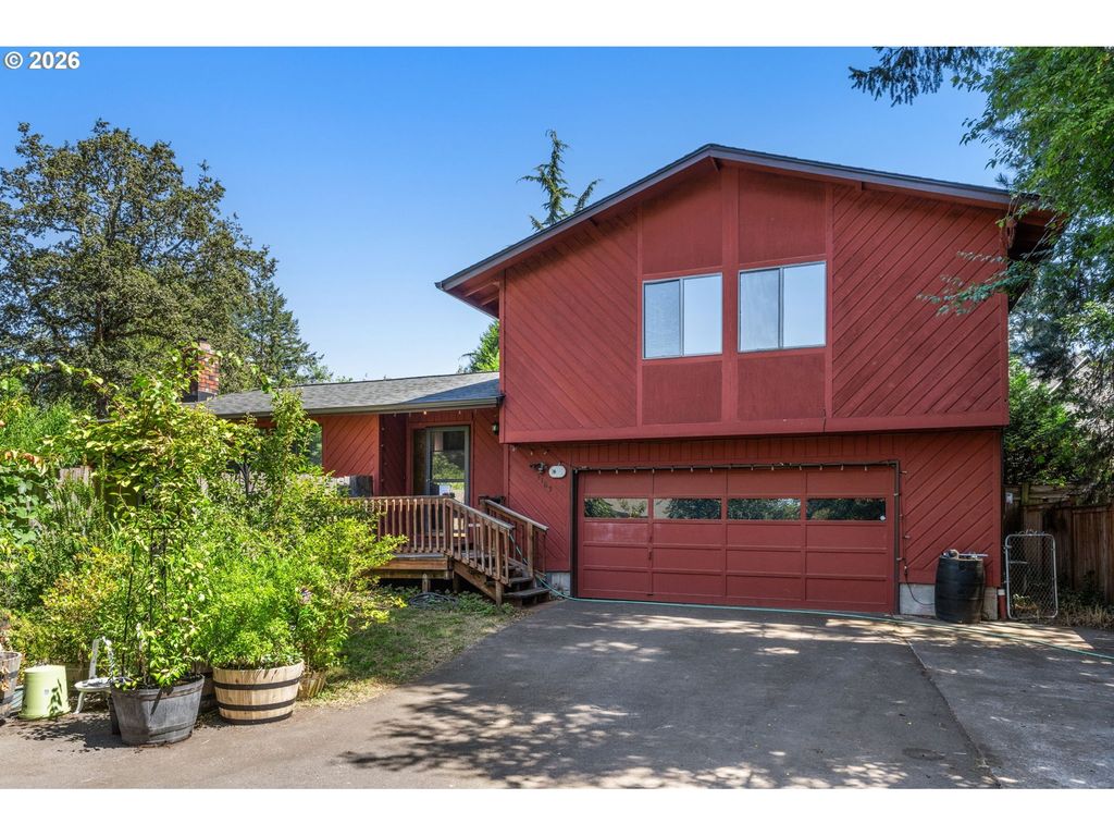 1163 Fir Acres Dr, Eugene