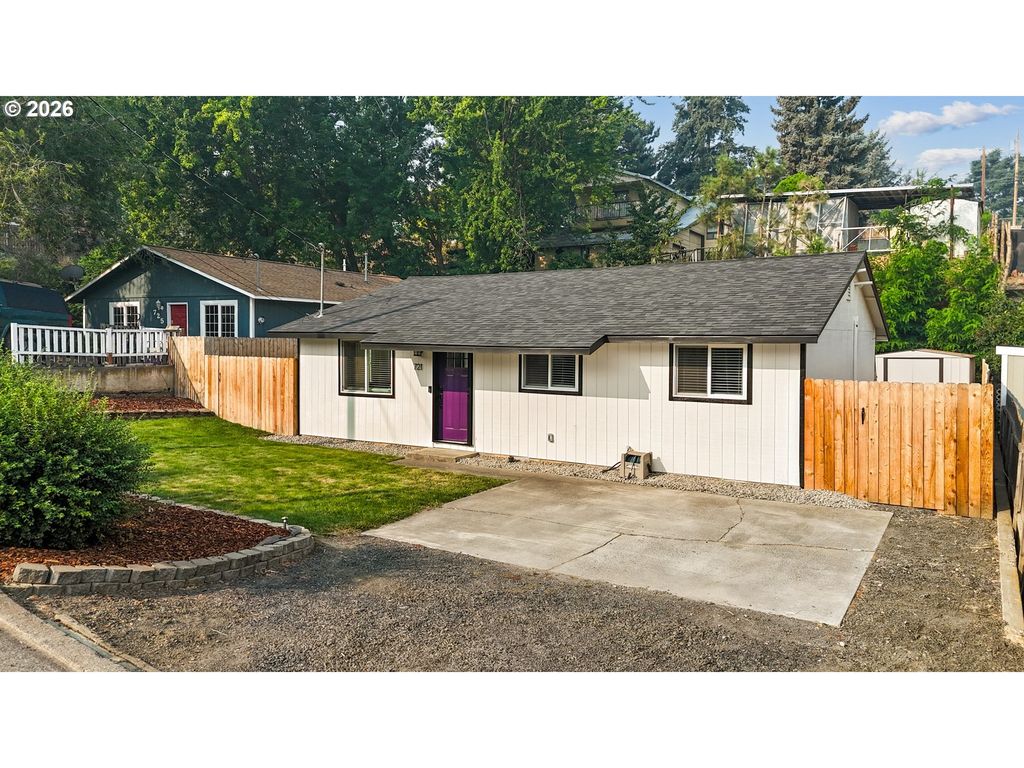 721 Se 9th St, Pendleton