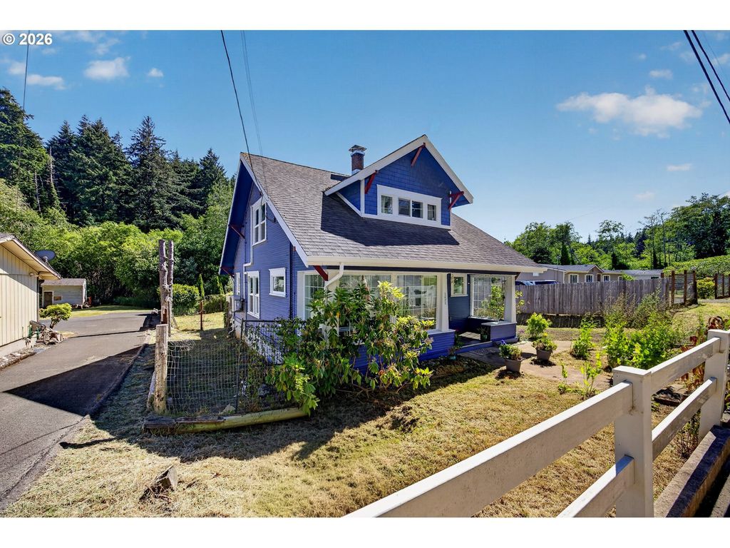 1421 Anderson Ave, Coos Bay