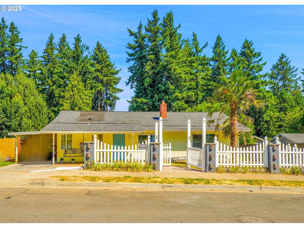 16637 Ne Hassalo St, Portland