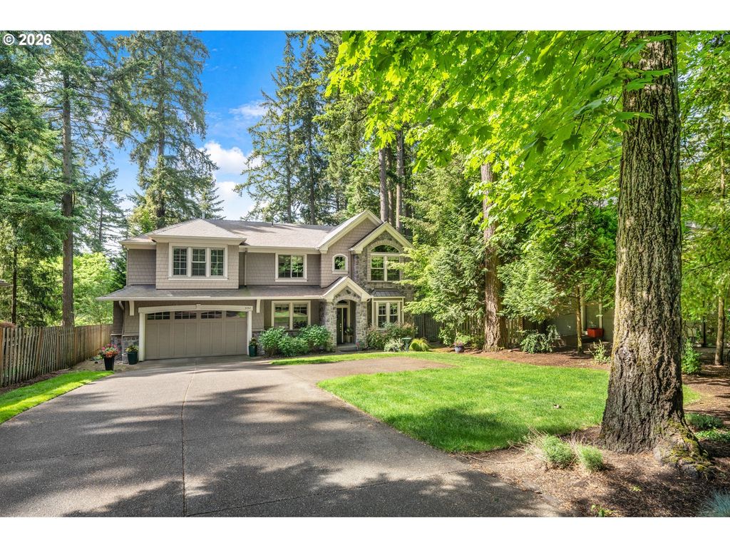 5352 Washington Ct, Lake Oswego
