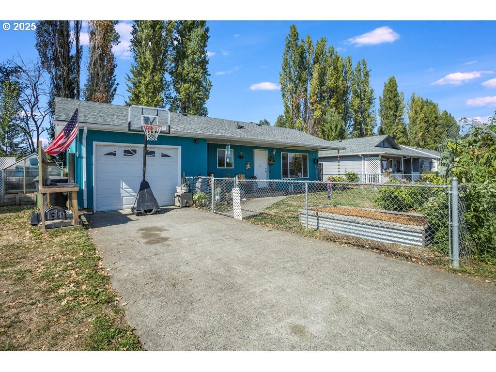 767 34th Ave, Longview