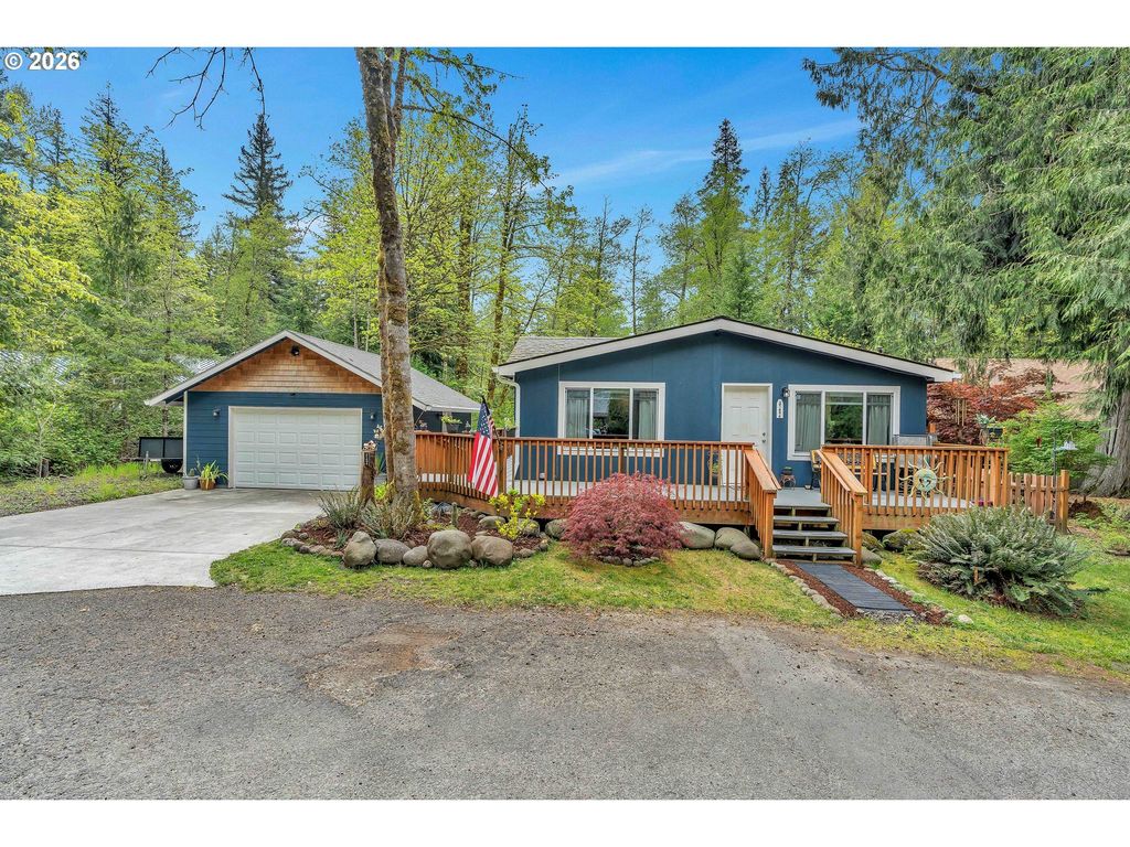 21494 E Hideaway Ln, Rhododendron