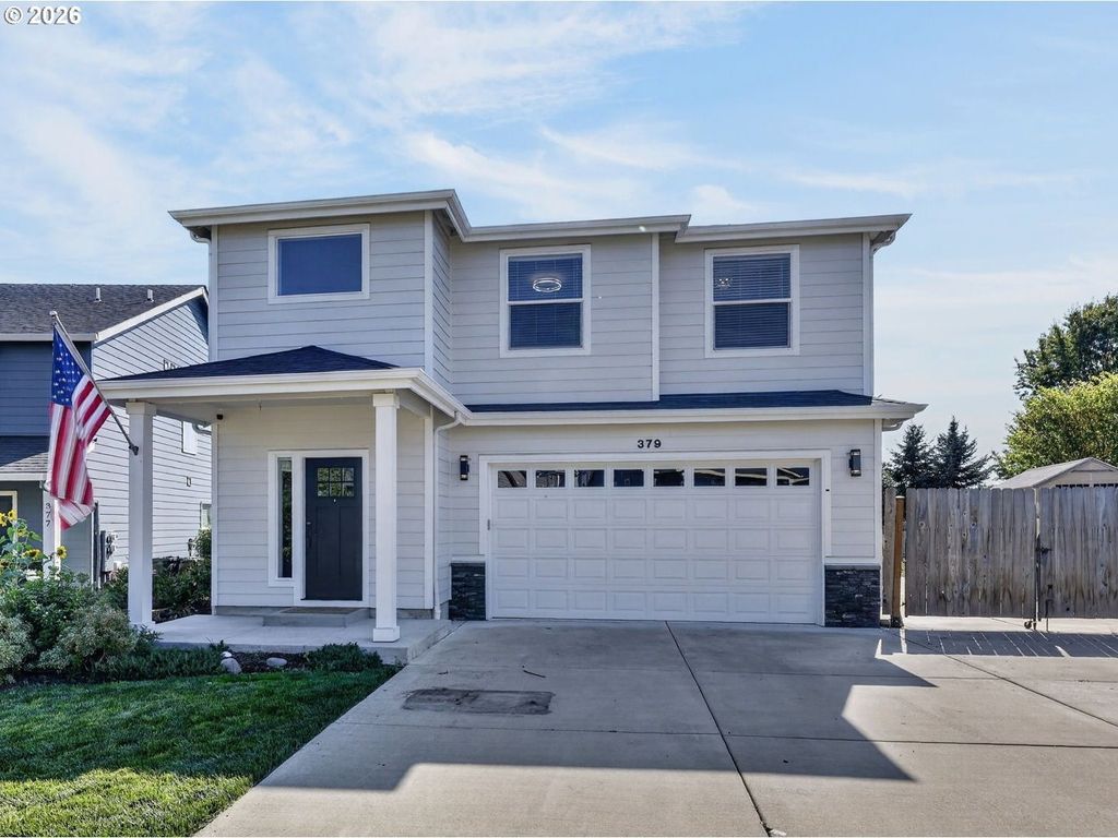 379 Nw Denton Ave, Dallas